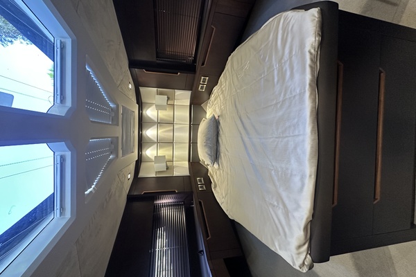 53ft Galeon Yacht For Sale