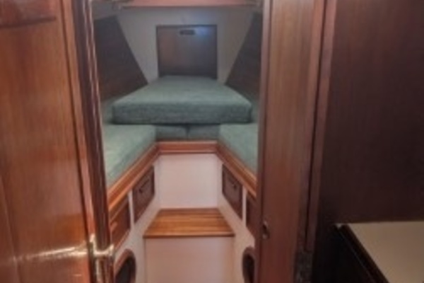 Petrel 30ft Cape Dory Yacht For Sale