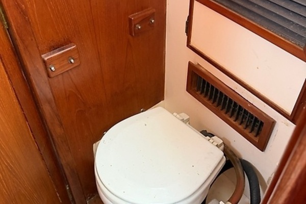 Petrel 30ft Cape Dory Yacht For Sale