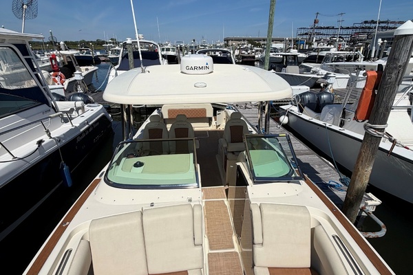 30ft Chris Craft Yacht For Sale