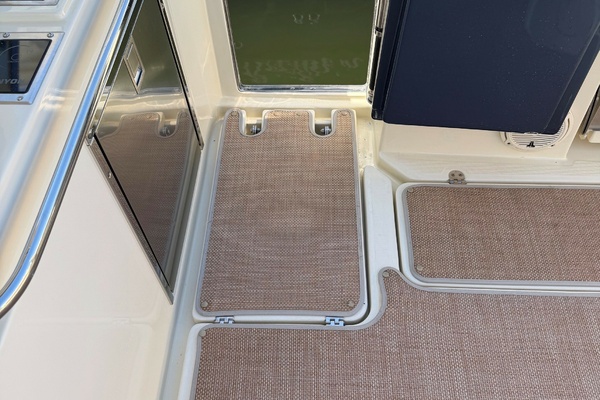 30ft Chris Craft Yacht For Sale