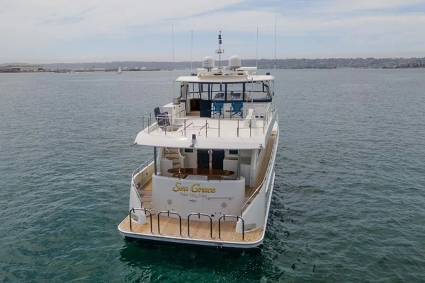 Ocean Alexander 74 Flybridge Yacht For Sale