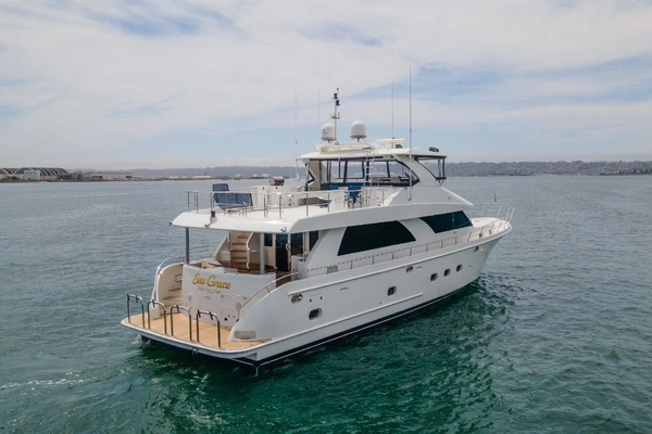 Ocean Alexander 74 Flybridge Yacht For Sale