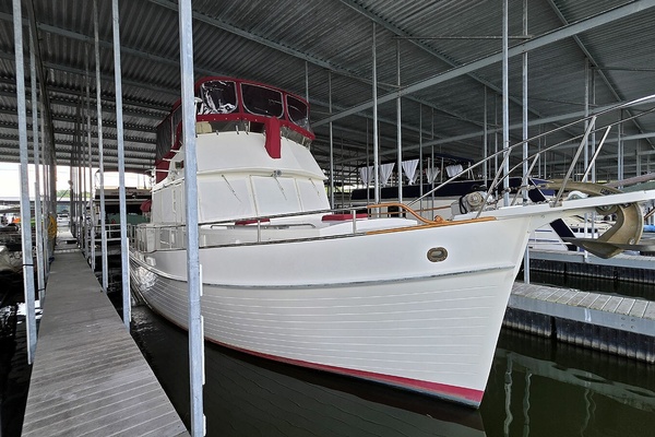 Inspeyered 2 46ft Grand Banks Yacht For Sale