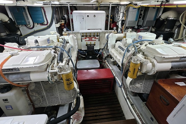 Inspeyered 2 46ft Grand Banks Yacht For Sale