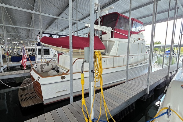 Inspeyered 2 46ft Grand Banks Yacht For Sale