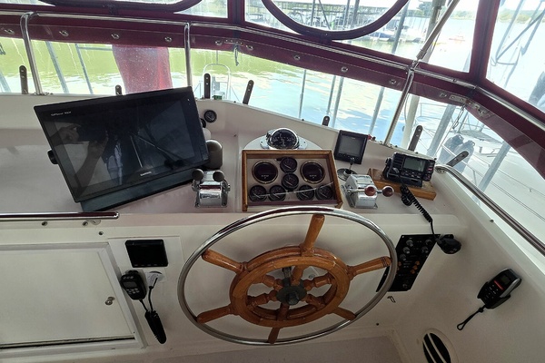 Inspeyered 2 46ft Grand Banks Yacht For Sale