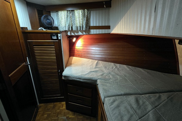 Inspeyered 2 46ft Grand Banks Yacht For Sale