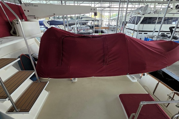 Inspeyered 2 46ft Grand Banks Yacht For Sale