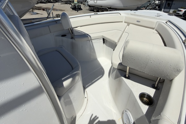 23ft Sea Hunt Yacht For Sale