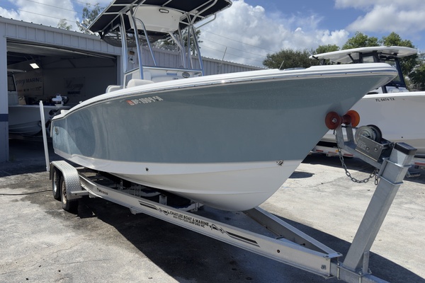 23ft Sea Hunt Yacht For Sale