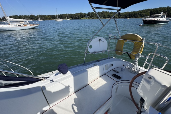 33ft Beneteau Yacht For Sale