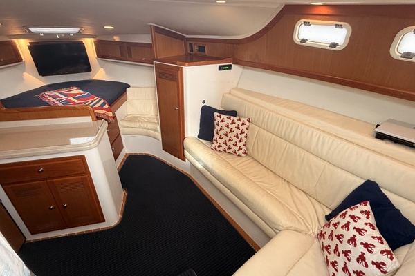 Miss Madison 35ft Cabo Yacht For Sale