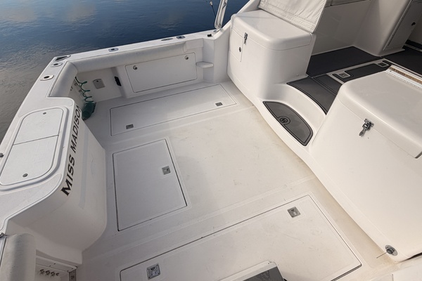 Miss Madison 35ft Cabo Yacht For Sale