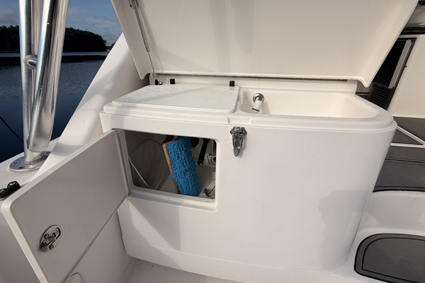 Miss Madison 35ft Cabo Yacht For Sale