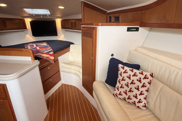 Miss Madison 35ft Cabo Yacht For Sale