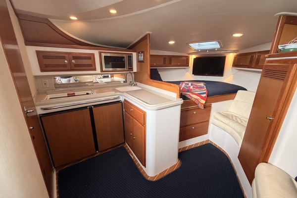 Miss Madison 35ft Cabo Yacht For Sale