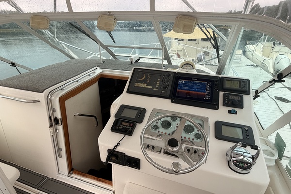 Miss Madison 35ft Cabo Yacht For Sale