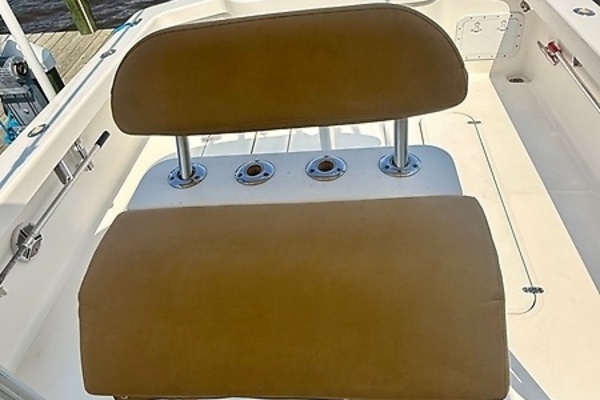 HOOKED ON A FEELING 32ft Jarrett Bay Yacht For Sale