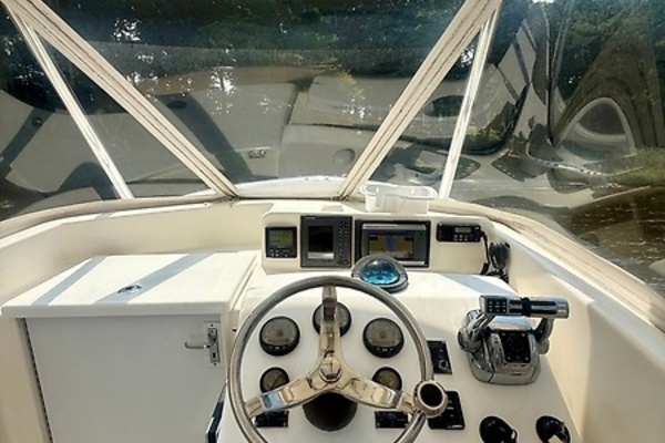 HOOKED ON A FEELING 32ft Jarrett Bay Yacht For Sale
