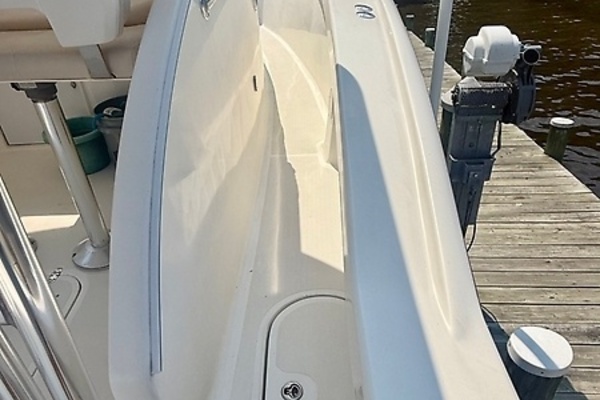 HOOKED ON A FEELING 32ft Jarrett Bay Yacht For Sale