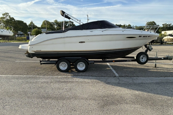 22-ft-Sea Ray-2001-- Muskegon Michigan United States  yacht for sale