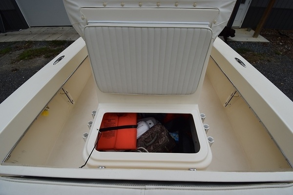 23ft Jones Brothers Yacht For Sale