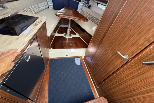 Pursuit OS 355 Offshore Yacht For Sale