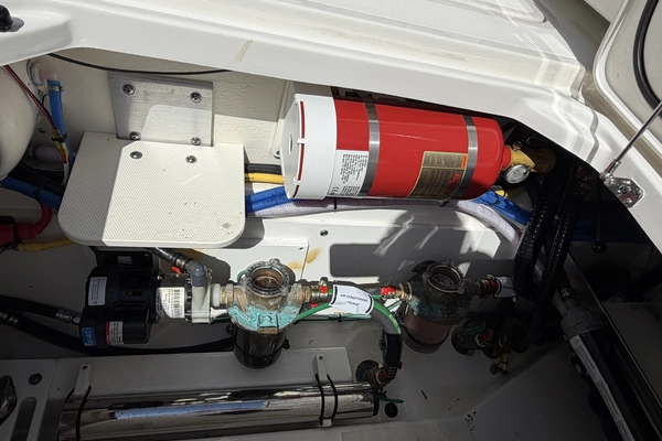 Pursuit OS 355 Offshore Yacht For Sale