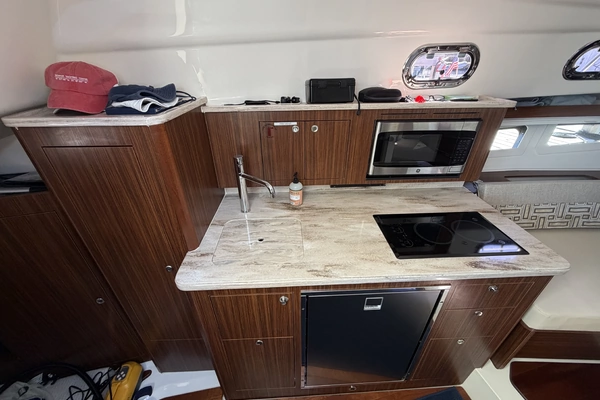 Pursuit OS 355 Offshore Yacht For Sale