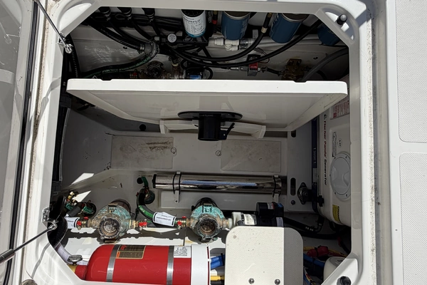 Pursuit OS 355 Offshore Yacht For Sale