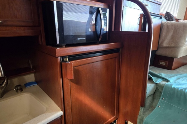 WHITE LIGHENING 42ft Ocean Yachts Yacht For Sale