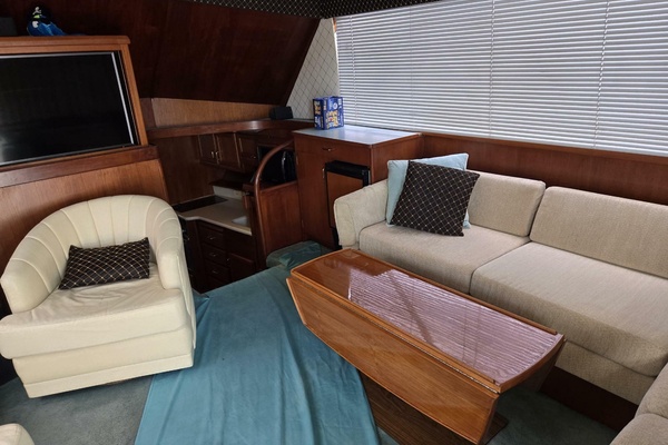 WHITE LIGHENING 42ft Ocean Yachts Yacht For Sale