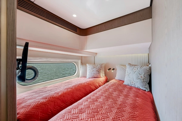 Azimut Magellano 60 Yacht For Sale