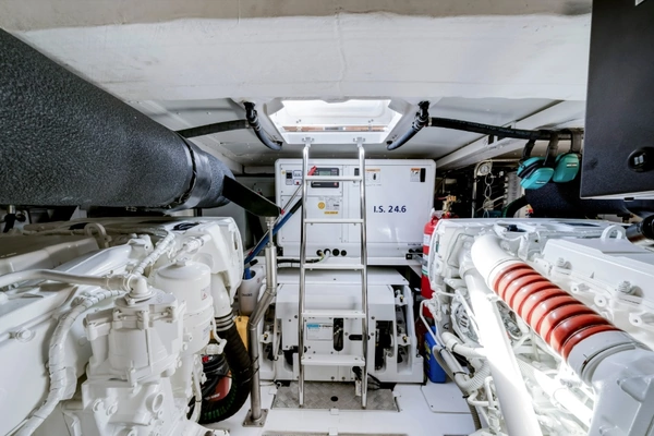 Azimut Magellano 60 Yacht For Sale