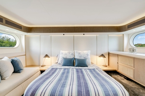 Azimut Magellano 60 Yacht For Sale