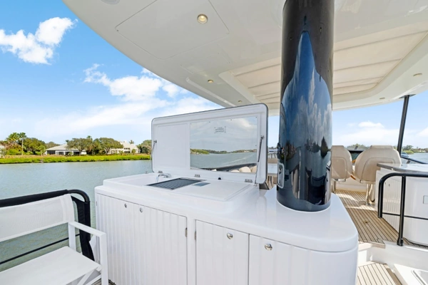 Azimut Magellano 60 Yacht For Sale