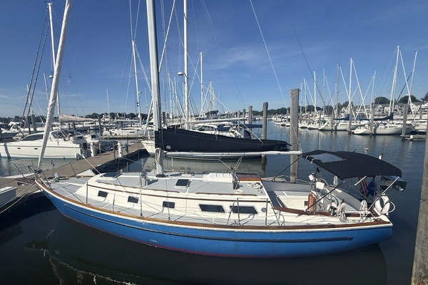 Kai Lani 37ft Gulfstar Yacht For Sale