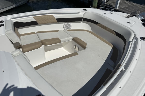26ft Edgewater Yacht For Sale