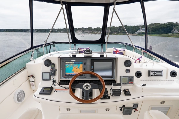 Sea Ray 52 Sedan Bridge Yacht For Sale