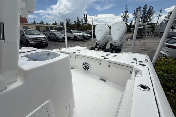 27ft Tidewater Yacht For Sale