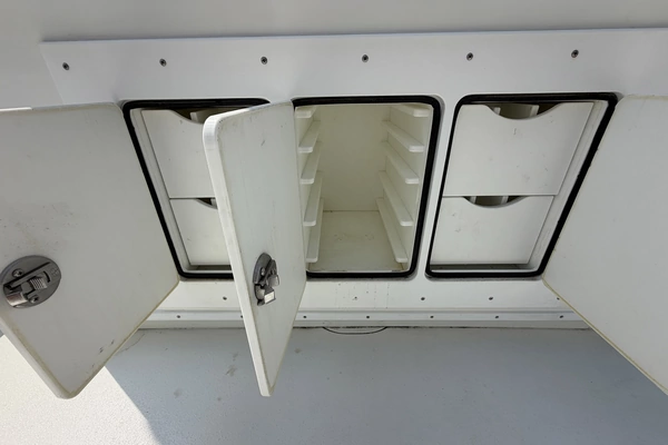 Yellowfin 42 Offshore Yacht For Sale