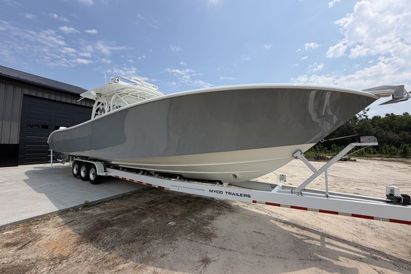 Liquid Asset 42ft Yellowfin Yacht For Sale