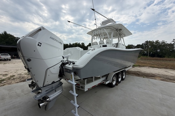 Liquid Asset 42ft Yellowfin Yacht For Sale