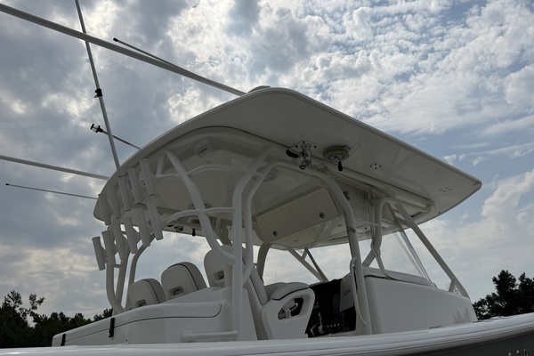 Liquid Asset 42ft Yellowfin Yacht For Sale