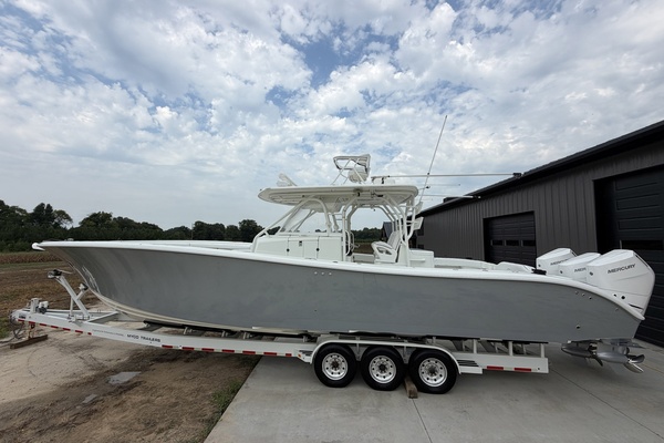 Liquid Asset 42ft Yellowfin Yacht For Sale