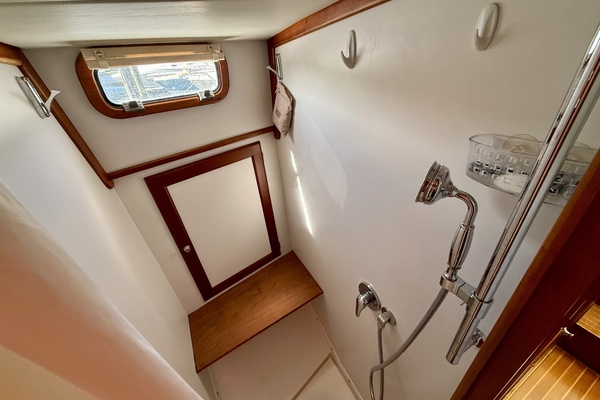 40ft Alden Yacht For Sale