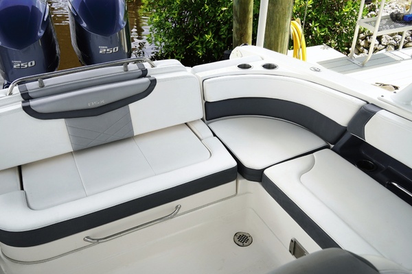 28ft Chaparral Yacht For Sale