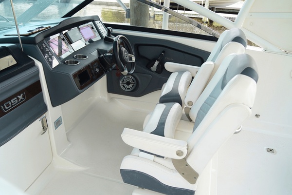 28ft Chaparral Yacht For Sale