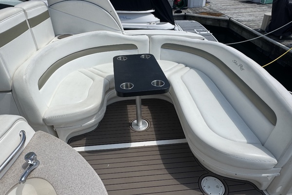 32ft Sea Ray Yacht For Sale